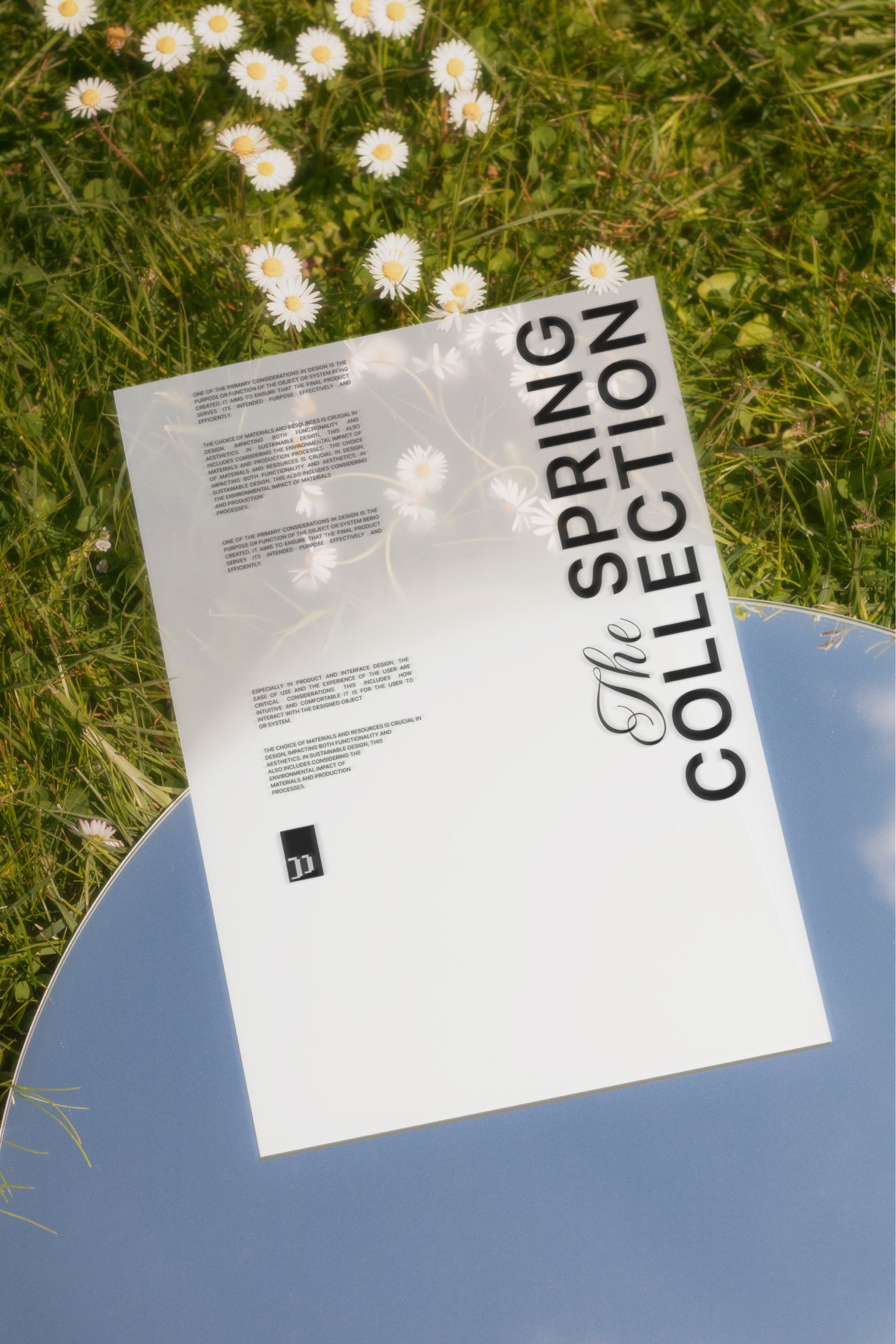 Transparent A4 Mockup DS_028