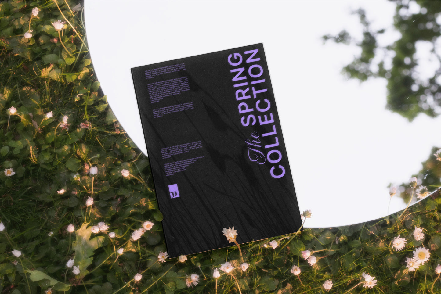 Dark Book Mockup DS_033