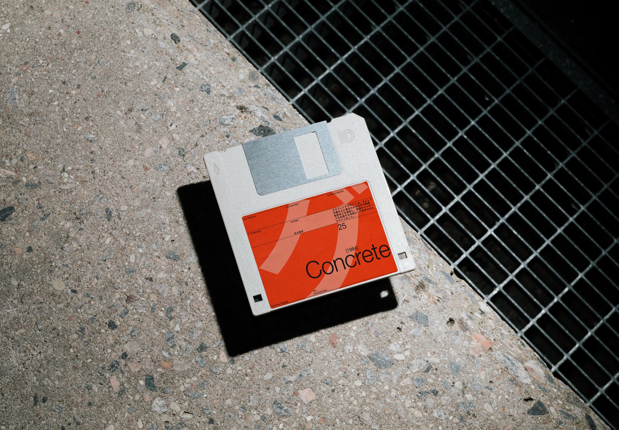 Floppy Disk Mockup CN_001