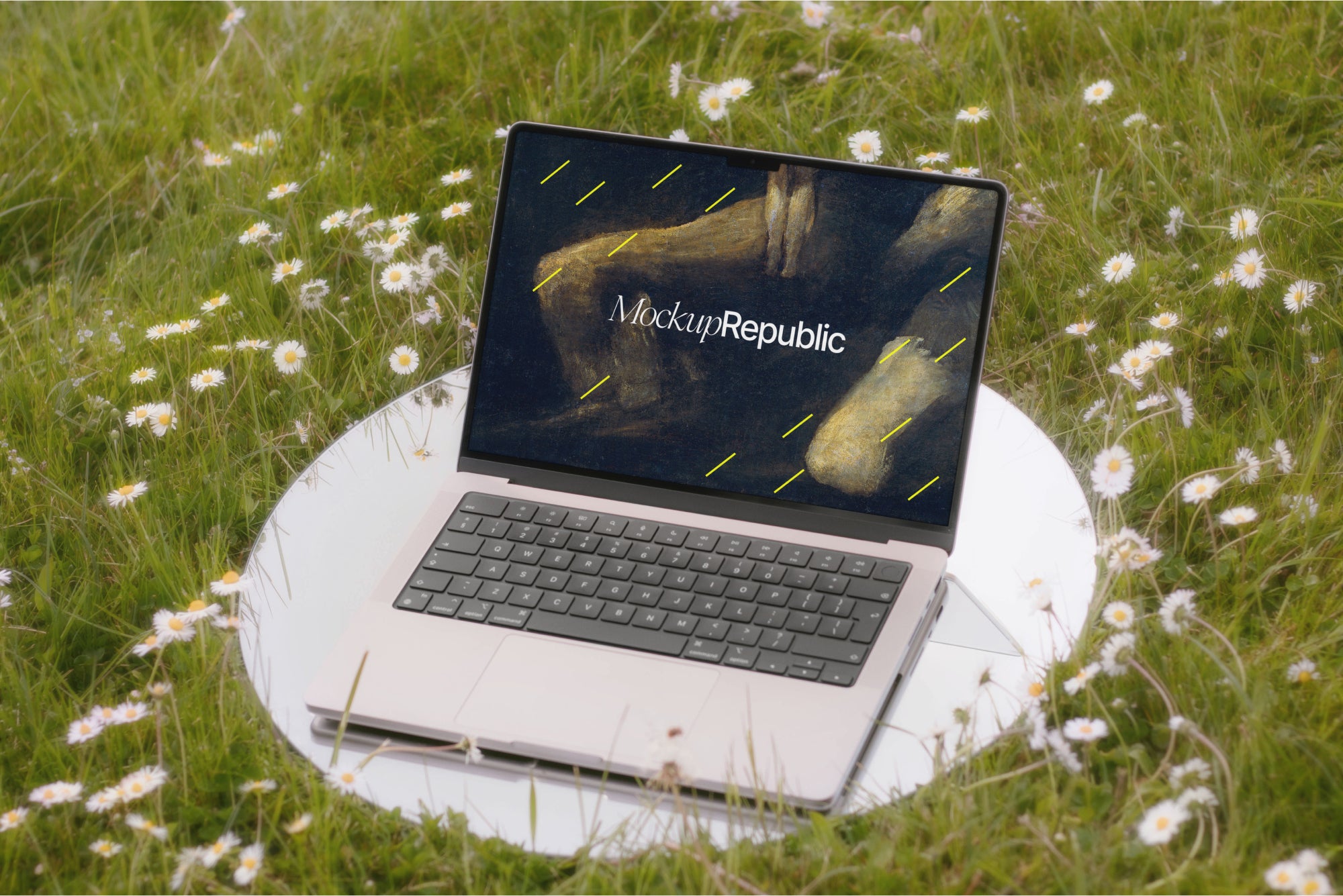 MacBook Pro 14 Mockup DS_003