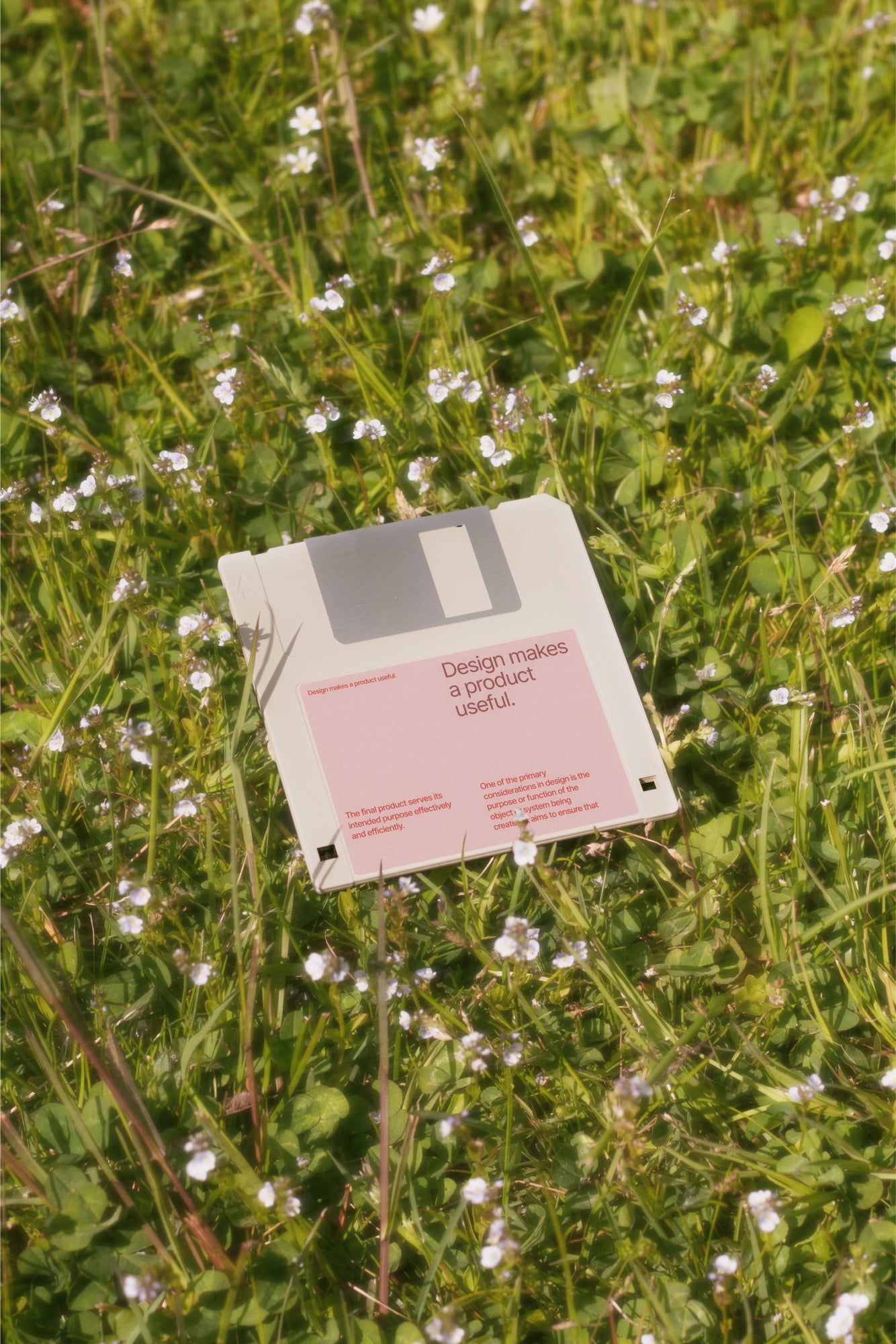 Floppy Disk Mockup DS_012