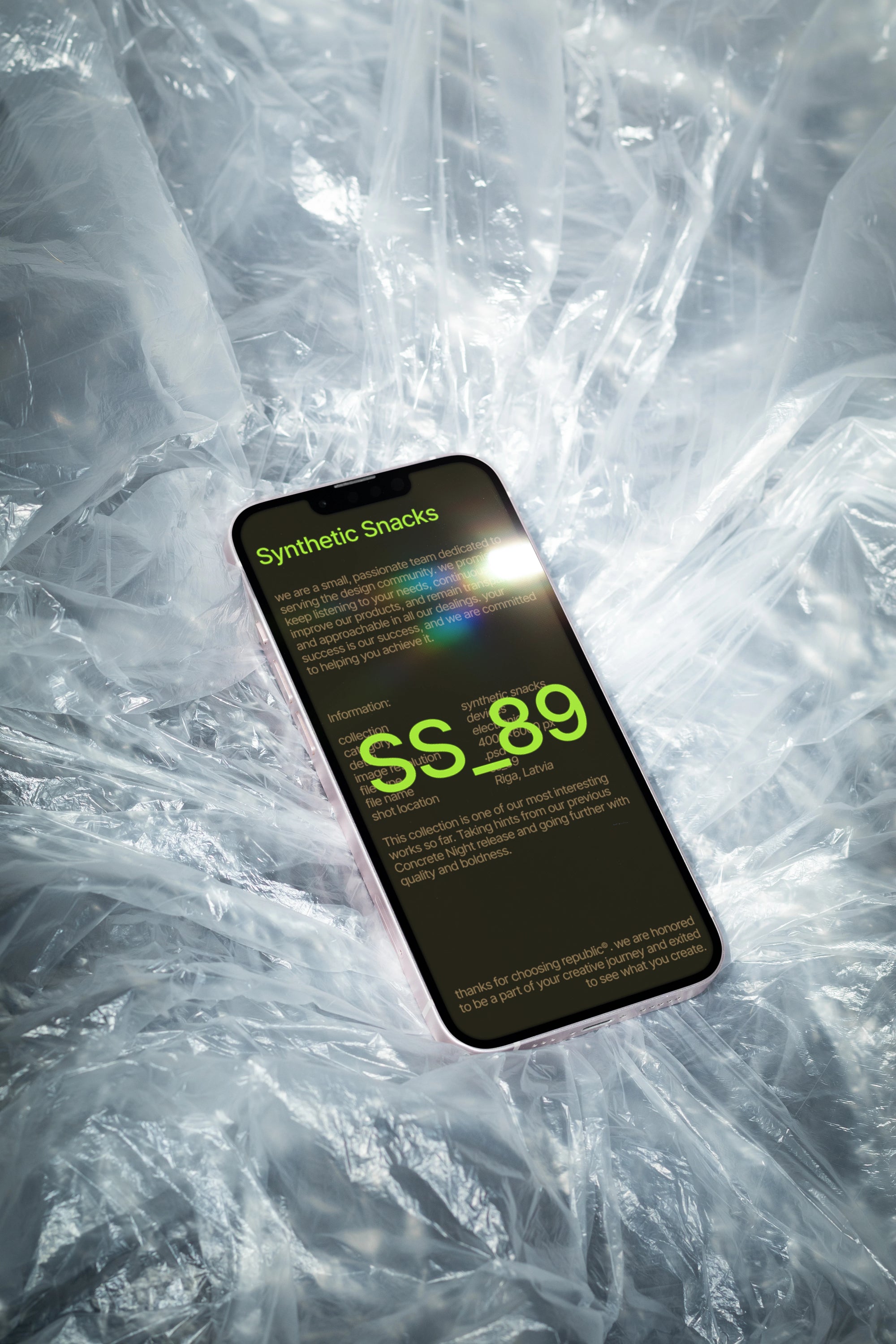 iPhone Mockup SS_89