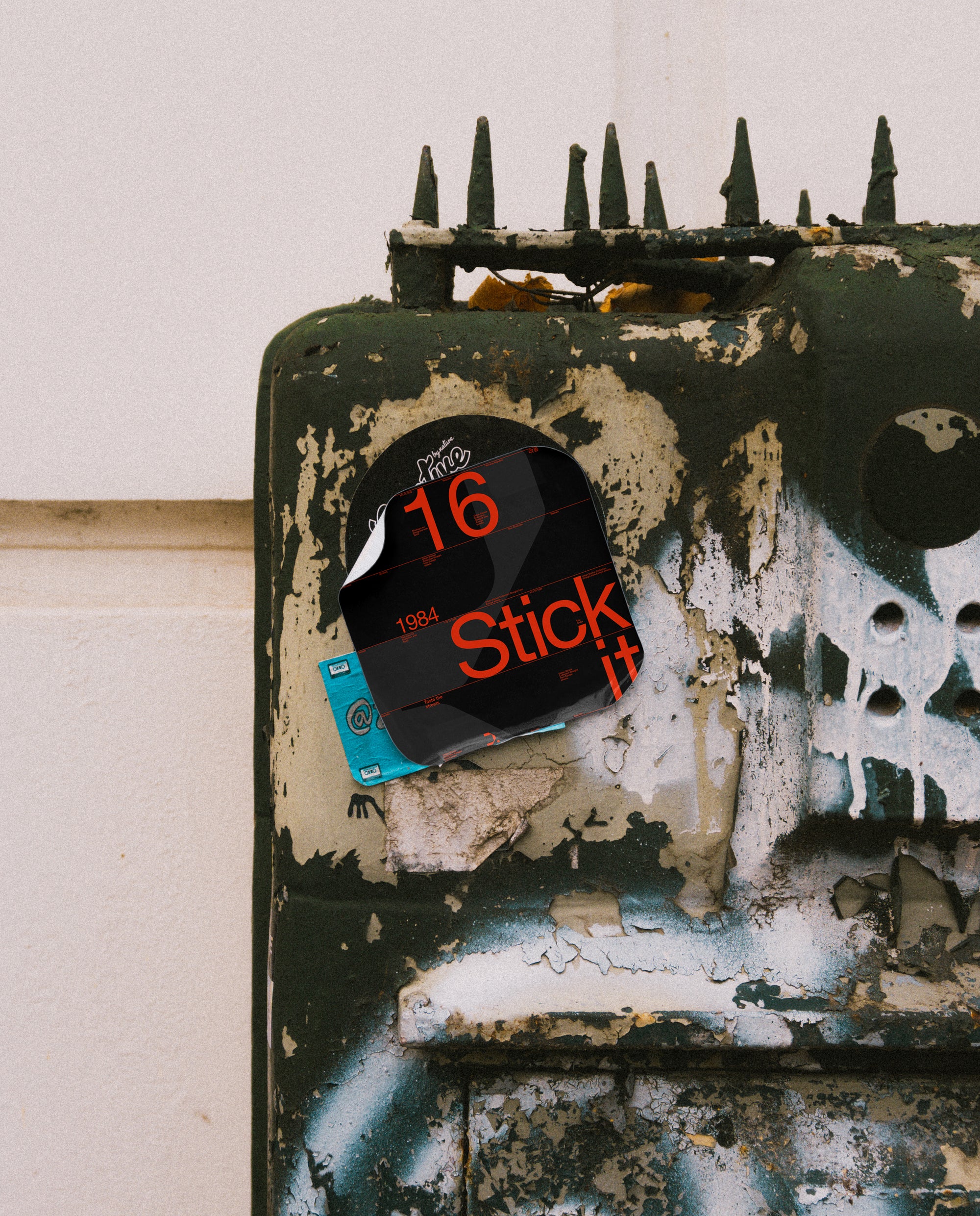 Urban Sticker Mockup ST_001