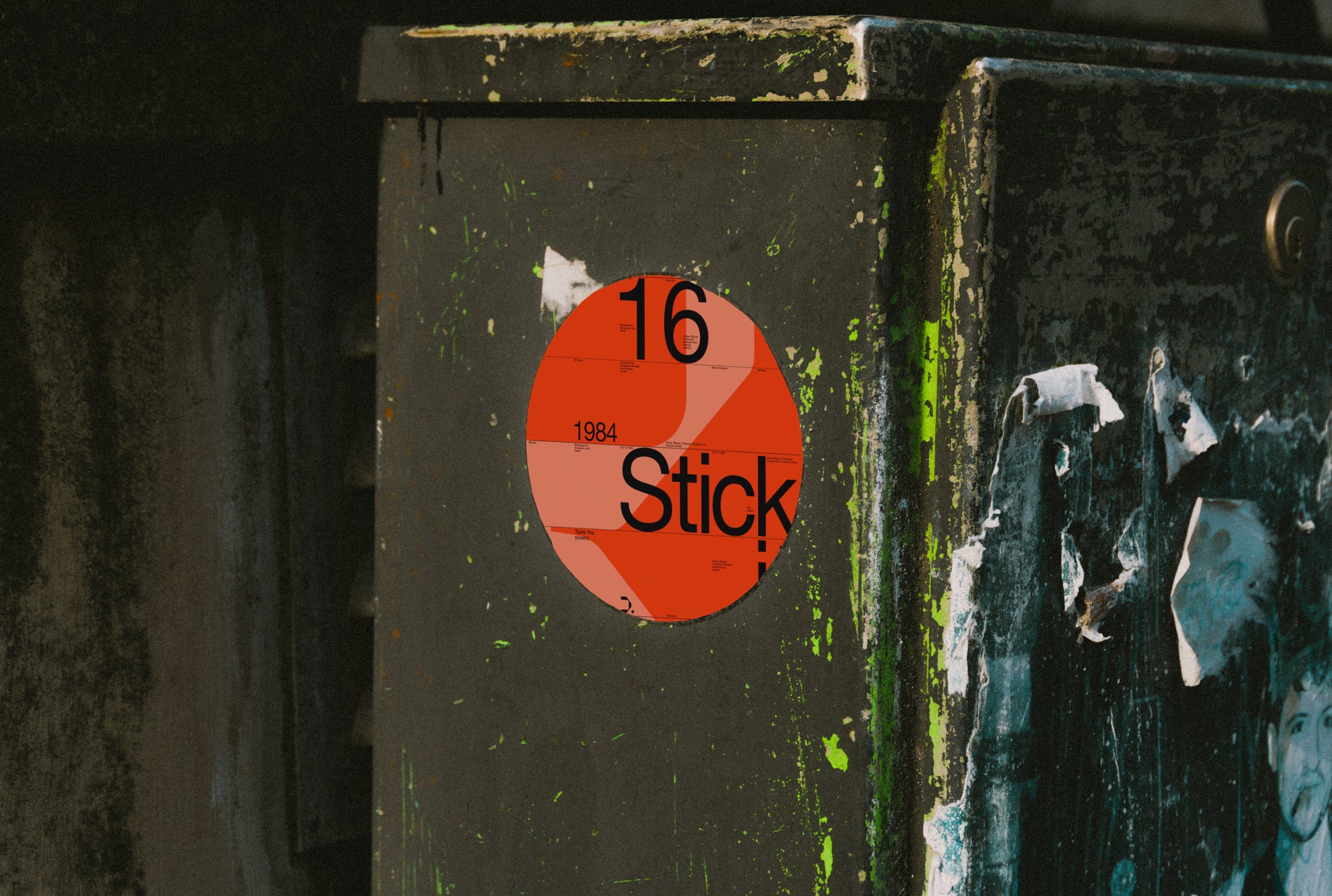 Urban Sticker Mockup ST_004