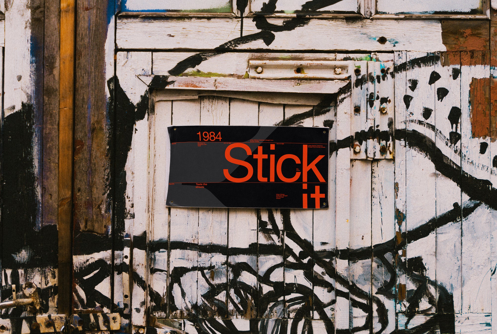 Urban Sticker Mockup ST_011